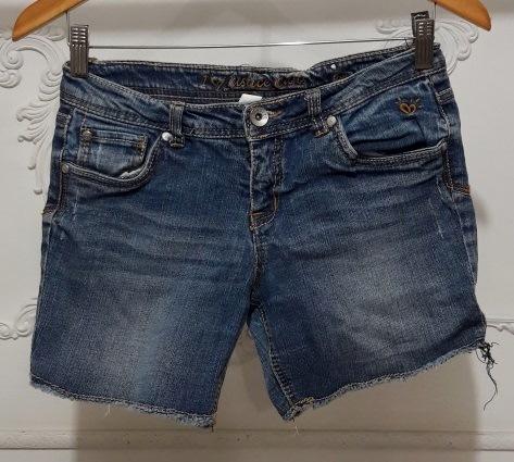 185132 Short Dama