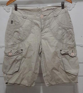 186208 Short Dama